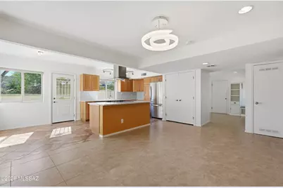 2562 N Avenida San Valle, Tucson, AZ 85715 - Photo 6