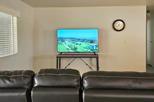 91 W Olive Dr, Green Valley, AZ 85614 - Photo 16