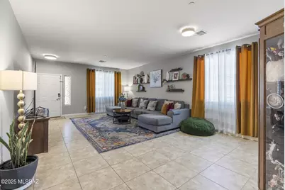 13204 W Tiger Aloe Place, Tucson, AZ 85743 - Photo 4