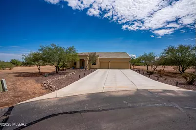 13204 W Tiger Aloe Place, Tucson, AZ 85743 - Photo 1