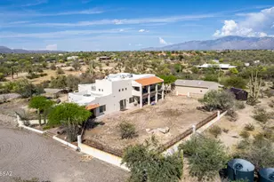 9724 N Carolanne Dr, Tucson, AZ 85742 - Photo 16