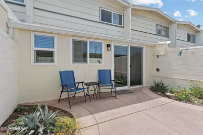 1439 S Jones Boulevard #D7, Tucson, AZ 85713 - Photo 16