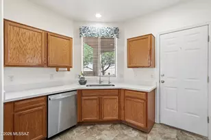 536 W Deerview Ct, Green Valley, AZ 85614 - Photo 6