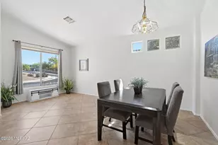 9690 E Country Ct, Tucson, AZ 85749 - Photo 4