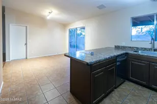2960 W Pepper Dr, Tucson, AZ 85741 - Photo 12