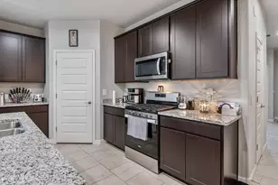 8841 W Red Spike Ice Dr, Marana, AZ 85653 - Photo 10