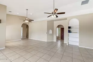 631 S Placita Plenilunio, Green Valley, AZ 85614 - Photo 18