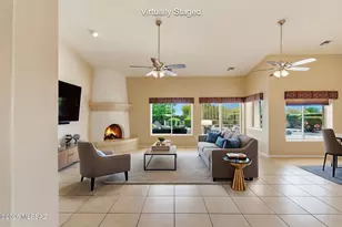 631 S Placita Plenilunio, Green Valley, AZ 85614 - Photo 10