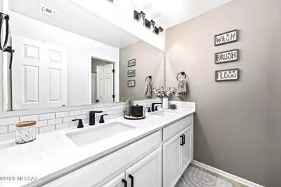 11148 W Dawnlight Drive, Marana, AZ 85653 - Photo 36