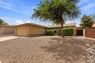 690 S Chimney Canyon Dr, Tucson, AZ 85748 - Photo 4