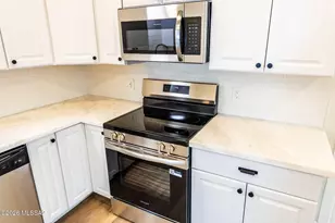 774 E Country Club Dr, Benson, AZ 85602 - Photo 20