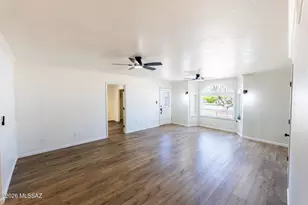 774 E Country Club Dr, Benson, AZ 85602 - Photo 10