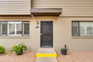 1330 S Avenida Polar S, Tucson, AZ 85710 - Photo 2