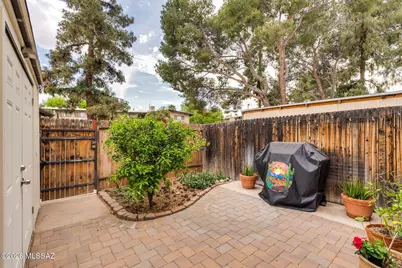 1330 S Avenida Polar S #E-10, Tucson, AZ 85710 - Photo 34