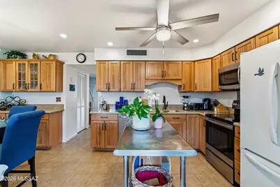1330 S Avenida Polar S #E-10, Tucson, AZ 85710 - Photo 14