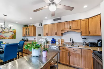 1330 S Avenida Polar S #E-10, Tucson, AZ 85710 - Photo 12