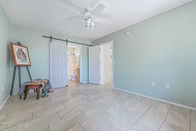 920 W Calle De La Pelotita, Green Valley, AZ 85614 - Photo 18