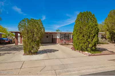 6470 E Calle Luna, Tucson, AZ 85710 - Photo 2