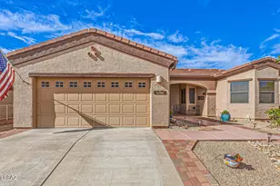 955 W Bosch Dr, Green Valley, AZ 85614 - Photo 2