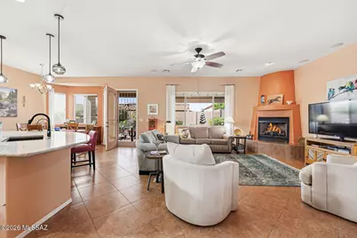 955 W Bosch Drive, Green Valley, AZ 85614 - Photo 8