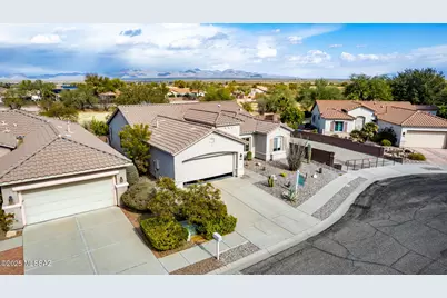 7904 W Wandering Spring Way, Tucson, AZ 85743 - Photo 32