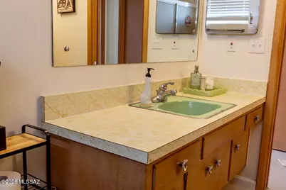 7041 E Hawthorne Street, Tucson, AZ 85710 - Photo 20