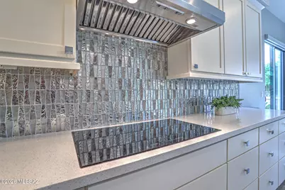 14095 N Speckled Burro Lane, Marana, AZ 85658 - Photo 12