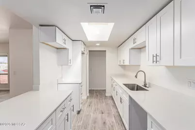 189 W Calle Del Chancero, Green Valley, AZ 85614 - Photo 12