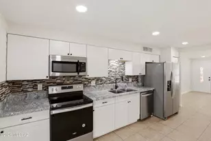 3711 S Le Beaux Pl, Tucson, AZ 85730 - Photo 10