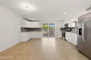 3711 S Le Beaux Pl, Tucson, AZ 85730 - Photo 8