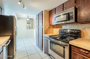 1620 N Wilmot Rd, Tucson, AZ 85712 - Photo 14