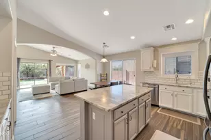 17180 S Scarlet Cliff Pl, Corona de Tucson, AZ 85641 - Photo 2