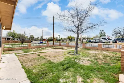 5911 E 30th Street, Tucson, AZ 85711 - Photo 14