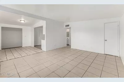 5911 E 30th Street, Tucson, AZ 85711 - Photo 4