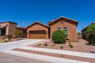 13036 N Spinystar Dr, Oro Valley, AZ 85755 - Photo 2