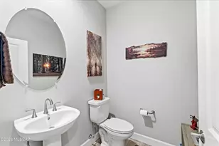 1445 E Golden Rock Wy, Green Valley, AZ 85614 - Photo 38