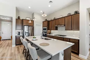 1445 E Golden Rock Wy, Green Valley, AZ 85614 - Photo 18