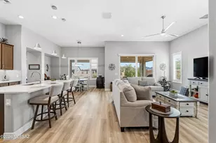 1445 E Golden Rock Wy, Green Valley, AZ 85614 - Photo 8