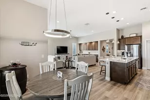 1445 E Golden Rock Wy, Green Valley, AZ 85614 - Photo 16