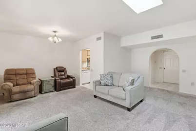 1188 W Calle Alcazar, Green Valley, AZ 85622 - Photo 8