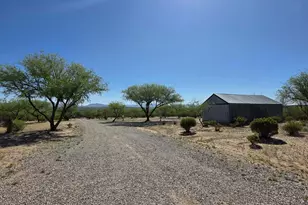 1530 N Libertine Ln, Benson, AZ 85602 - Photo 46