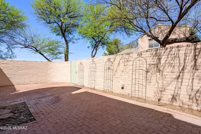2817 E Sierra Vista Road, Tucson, AZ 85716 - Photo 20