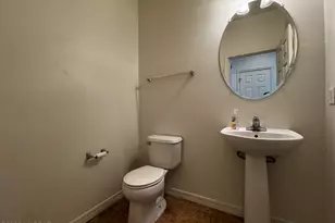 1133 S Pantano Overlook Dr, Tucson, AZ 85710 - Photo 2