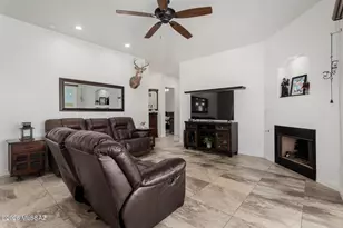 2501 E Roslyn Ln, Vail, AZ 85641 - Photo 8