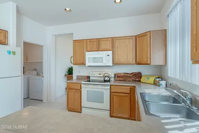 8149 W Morning Light Way, Tucson, AZ 85743 - Photo 16