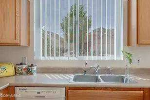 8149 W Morning Light Way, Tucson, AZ 85743 - Photo 14