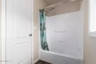 8677 S Alice Vail Ln, Tucson, AZ 85736 - Photo 32