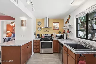 176 S Paseo Sarta #B, Green Valley, AZ 85614 - Photo 1