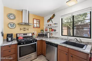 176 S Paseo Sarta, Green Valley, AZ 85614 - Photo 10