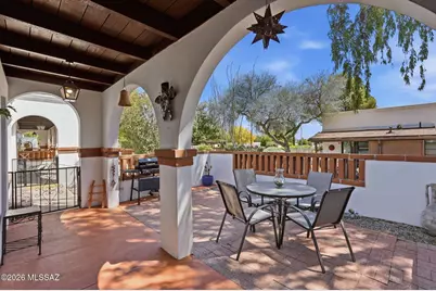 176 S Paseo Sarta #B, Green Valley, AZ 85614 - Photo 2